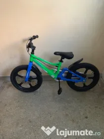 Bicicletă pentru copii