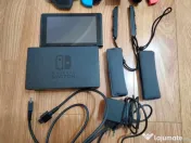Consola Nintendo Switch plus doua jocuri