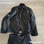 Costum moto fabricat în Italia 