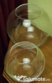 Doua boluri din sticla de 5 si 9 litri in stare perfecta 