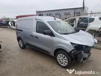 Dezmembrez Renault Express 1.5 Blue dCi an 2023 35.000 km