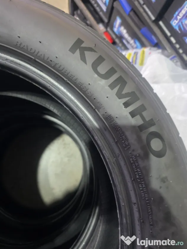 Set anvelope noi Kumho 215/55 R18 Ecsta PS71 95V