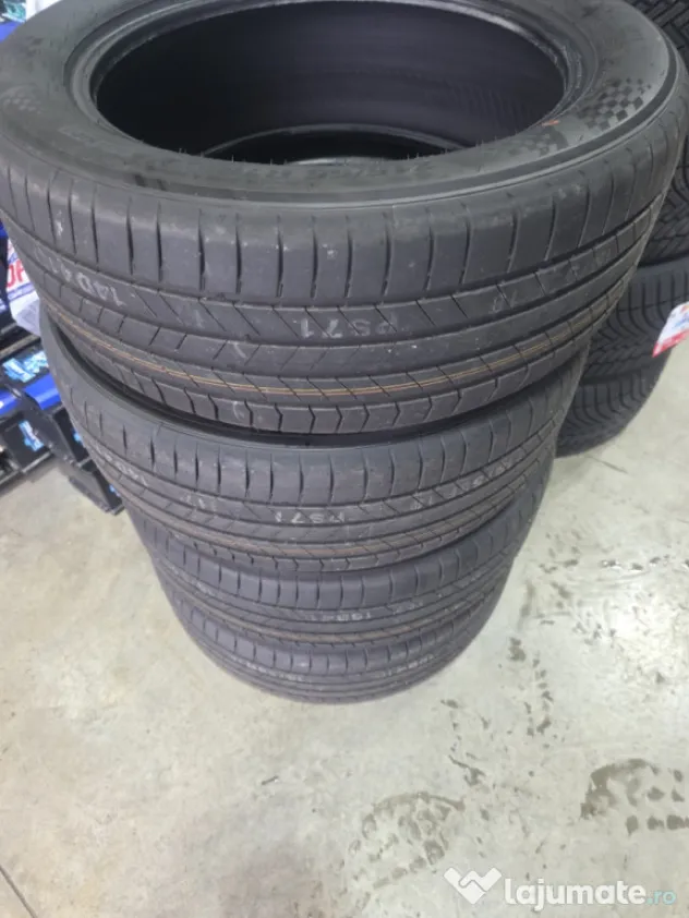 Set anvelope noi Kumho 215/55 R18 Ecsta PS71 95V
