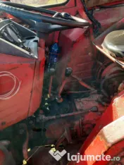 Tractor UTB 550 cu încărcător frontal tip export 