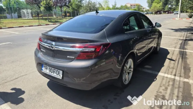 Opel Insignia 2.0
