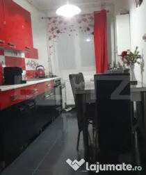 Apartament 2 camere, decomandat, intermediar, Zona Eroilor !