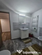 Ap 3 cam in vila, Gavana, mobilat si utilat, 400 euro 