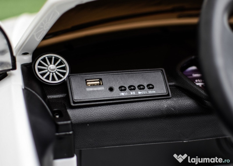 Masinuta electrica pentru copii, Audi TTRS 2x 35W 12V White