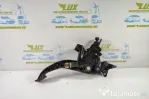 Pedala ambreiaj 2.2 td4 7g9n-7b633fb 7g9n7b633fb Land Rover