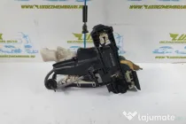 Broasca incuietoare stanga fata a2047202535 Mercedes-Benz C-