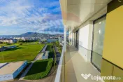Apartament cu 3 camere de vânzare în zona catedralei