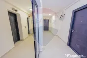 Apartament cu 3 camere de vânzare în zona catedralei