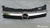Grila radiator Opel Astra H 