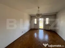Apartament cu 5 camere, etaj 1, 112 mp, zona liceului Econom
