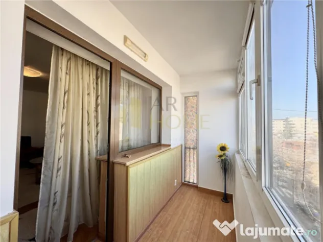 Apartament 2 camere, decomandat, boxa, parcare, ultracentral