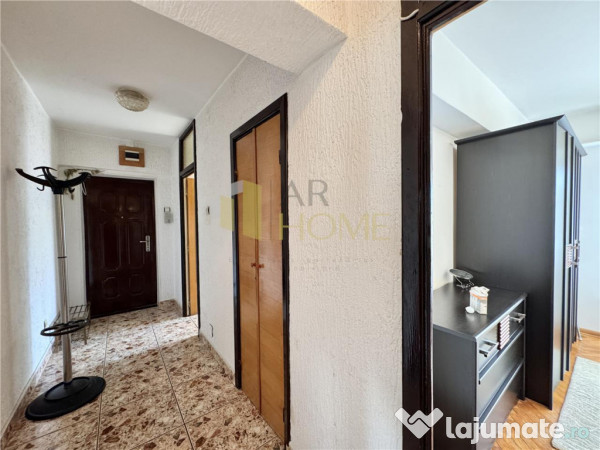 Apartament 2 camere, decomandat, boxa, parcare, ultracentral