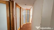 Spațiu comercial 
