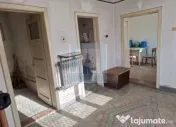 Casa singur in curte - zona Sacele 
