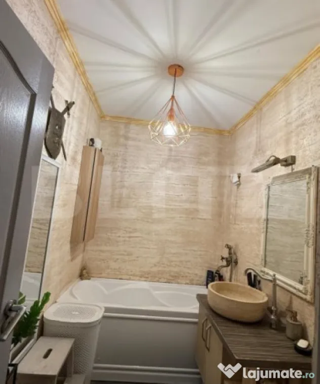 Apartament 3 camere, gradina, 2 locuri de parcare, zona Ter