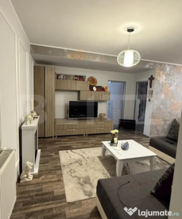 Apartament 3 camere, gradina, 2 locuri de parcare, zona Ter