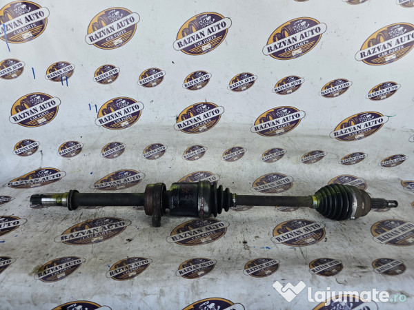 Planetara dreapta fata Mitsubishi ASX 1.8 Motorina 2011
