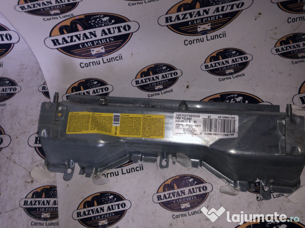 Airbag genunchi Mercedes CLS 350 2012