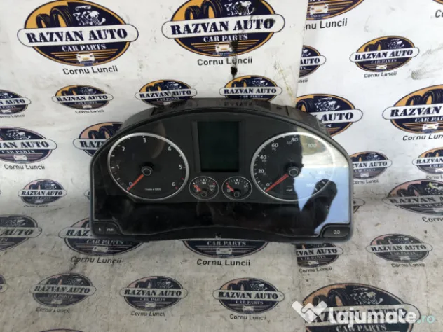 Ceasuri Bord UK Volkswagen Tiguan 2.0 2008