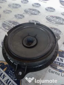 Boxa dreapta spate Dacia Duster 2019