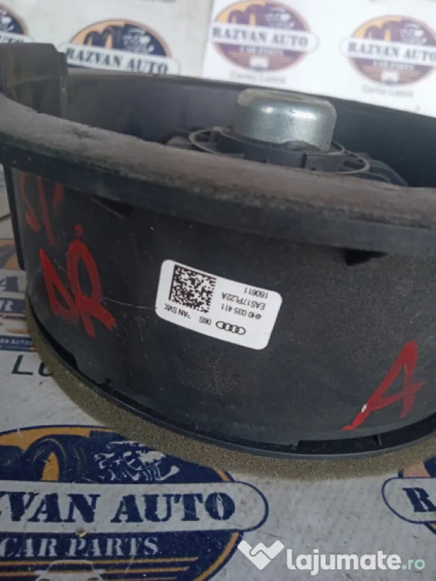 Boxa dreapta spate Audi A8