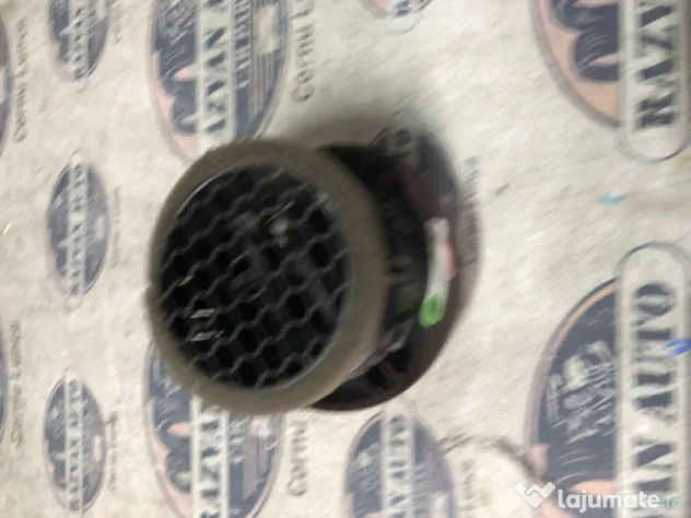 Grila ventilatie stanga Renault Clio 4 2013