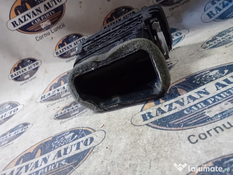Grila ventilatie dreapta Volkswagen Jetta 2012