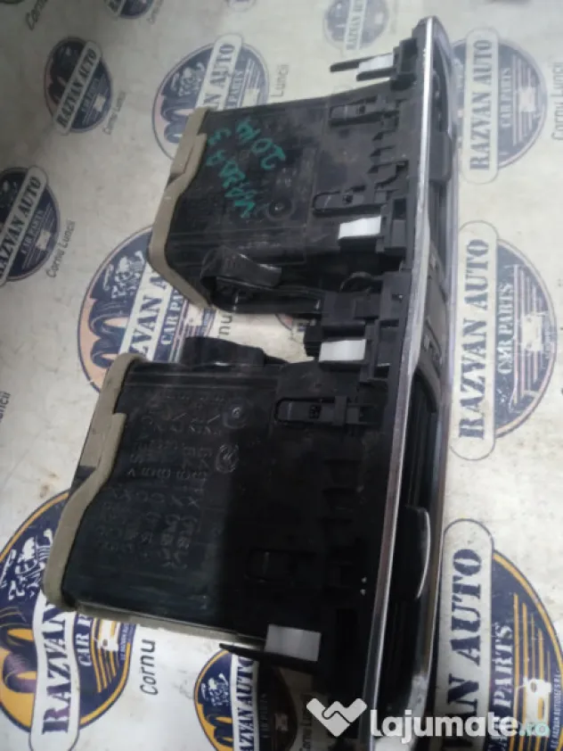 Grila ventilatie centrala Mazda 3 2014