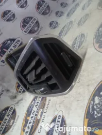 Grila ventilatie stanga Ford Kuga 2014