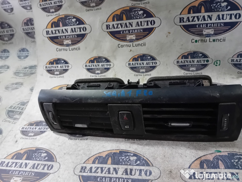 Grila ventilatie centrala BMW Seria 1 F20 2012