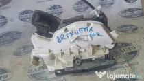 Broasca dreapta fata Volkswagen Jetta 2012
