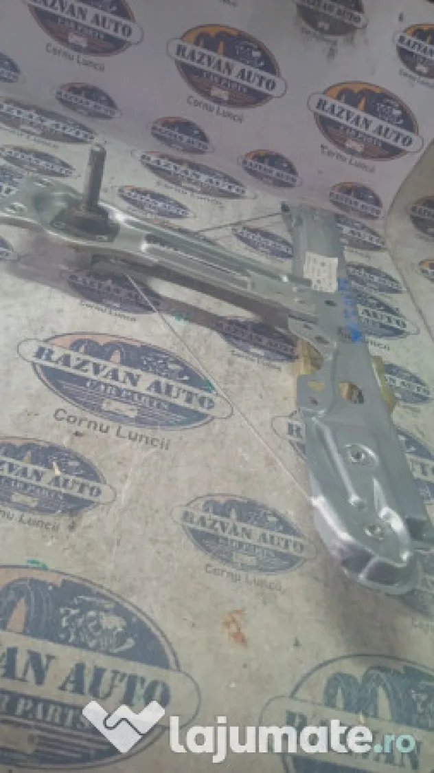 Macara geam dreapta spate Ford C-MAX 2012