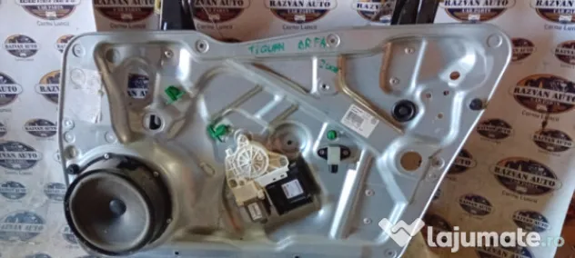 Macara geam dreapta fata Volkswagen Tiguan 2008