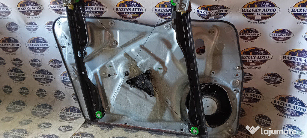 Macara geam dreapta fata Volkswagen Tiguan 2008