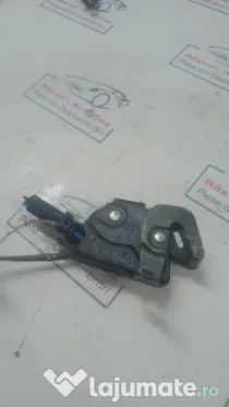 Broasca capota Ford B-MAX 2014