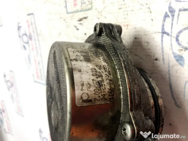 Pompa vacuum BMW E60 2008