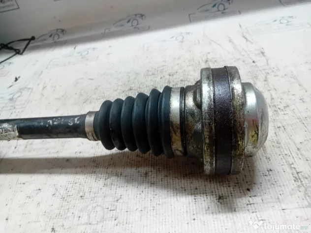 Planetara stanga fata Volkswagen Jetta 2012