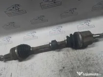 Planetara stanga fata Hyundai Ix 35 2.0 2013