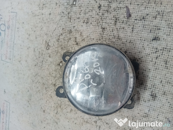 Proiector dreapta Dacia Logan 1.0 Benzina 2016