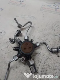 Rampa injectoare Ford Mondeo 1.8