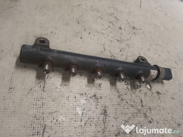 Rampa injectie Opel Antara 2.2 2011