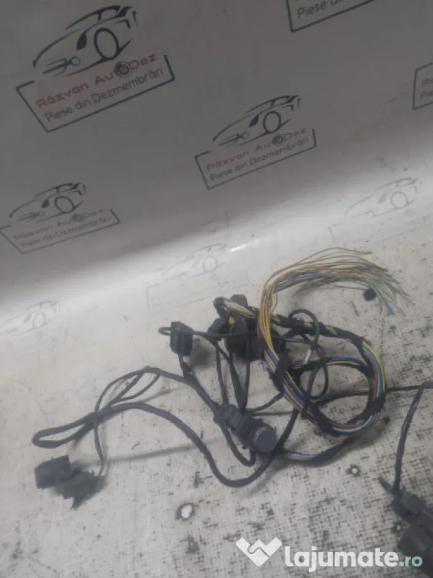 Senzori parcare spate plus instalație BMW 318 2009