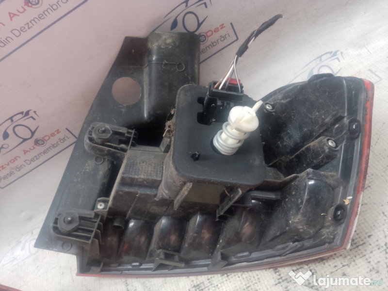 Stop stanga aripa Volkswagen Passat B8 2015