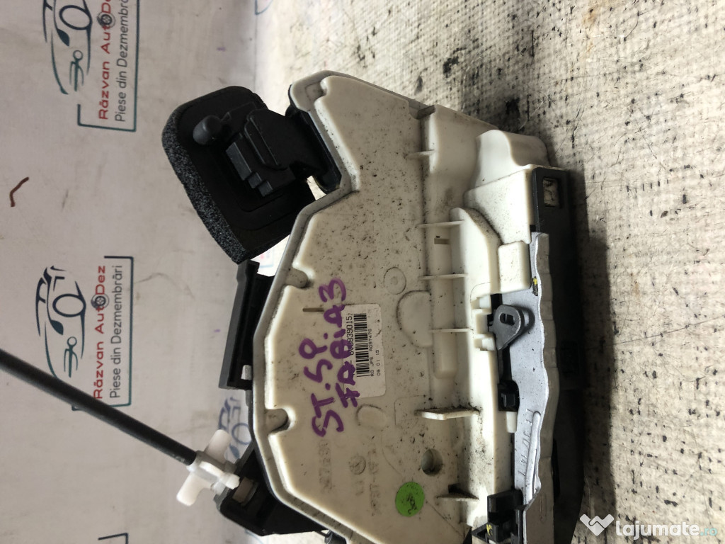Broasca stanga spate Skoda Fabia 3 2015