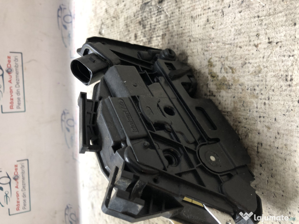 Broasca dreapta spate Volkswagen Passat CC 2011