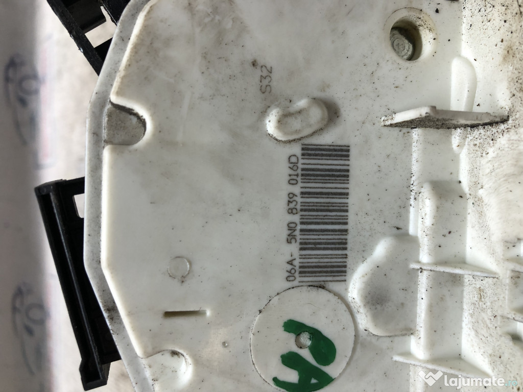 Broasca dreapta spate Volkswagen Passat CC 2011